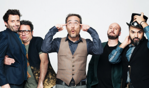 Love of Lesbian releases new video